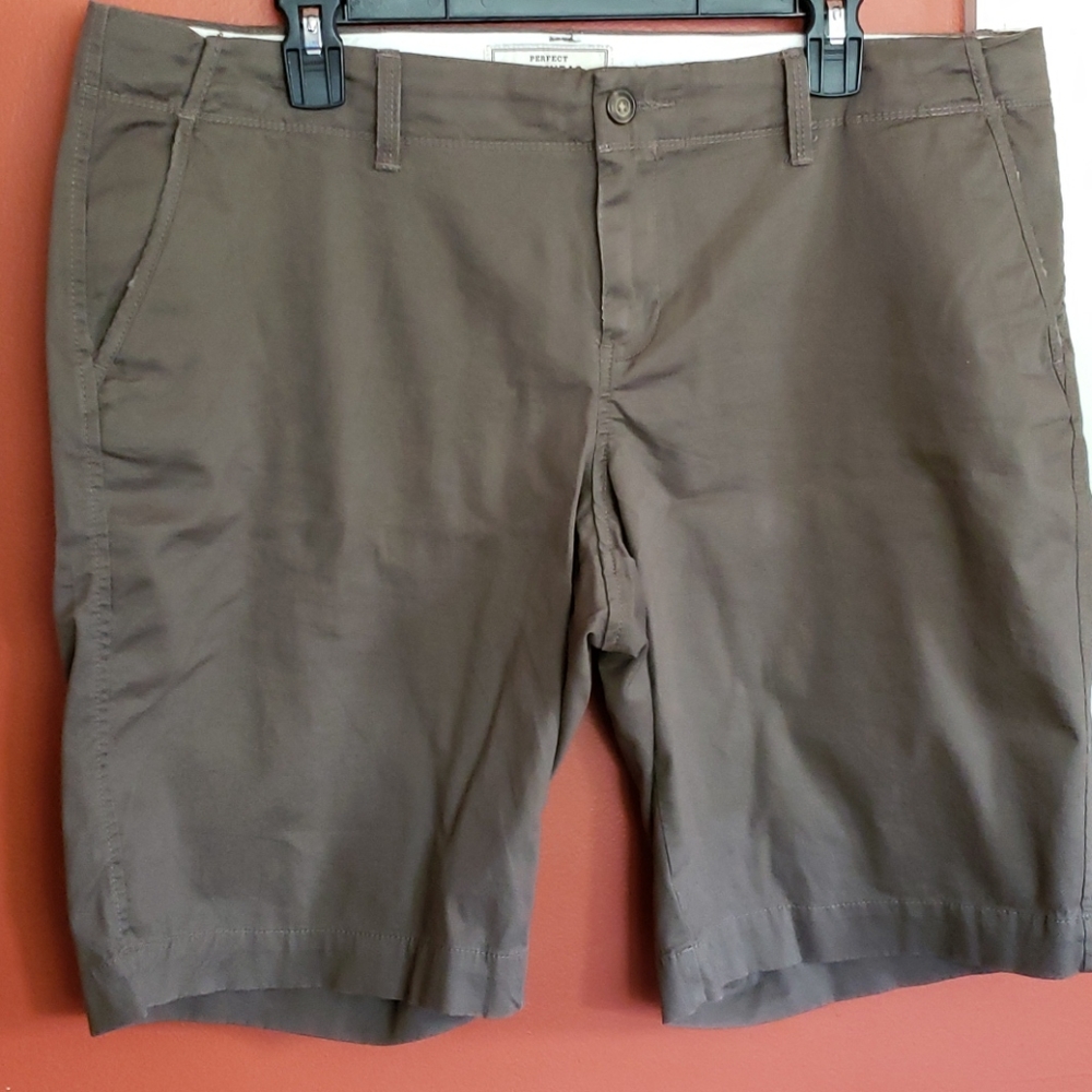 Brand new without tags Perfect Bermuda shorts